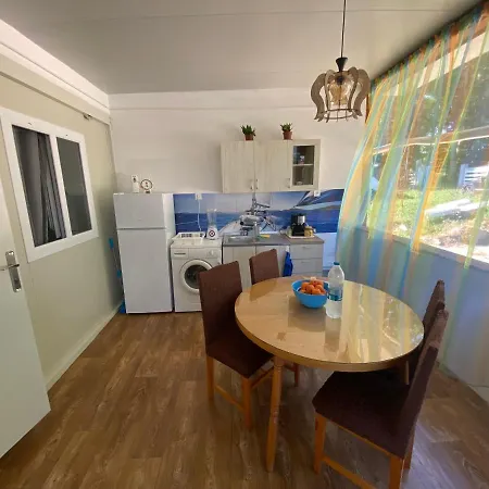 бунгало ,,z” Campsite Kiten (Burgas)